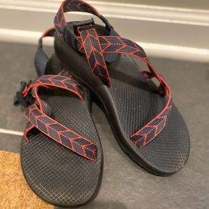 Chaco sandals red and blue size 9
